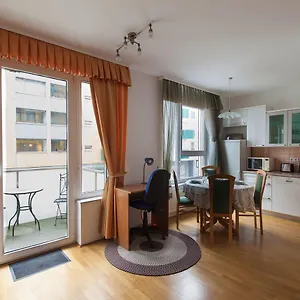 central-apartment-anita.hotels-in-ljubljana.com/